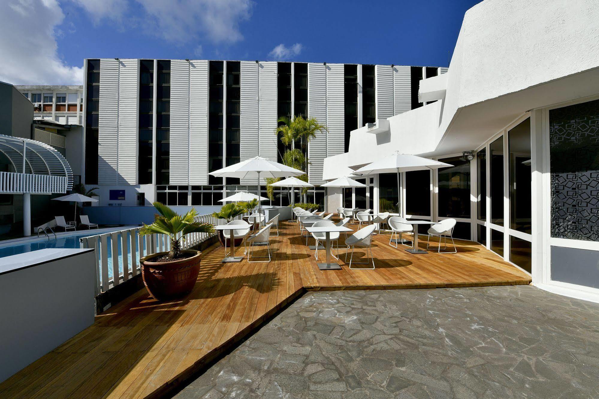 Hotel Le Saint Denis Exterior foto