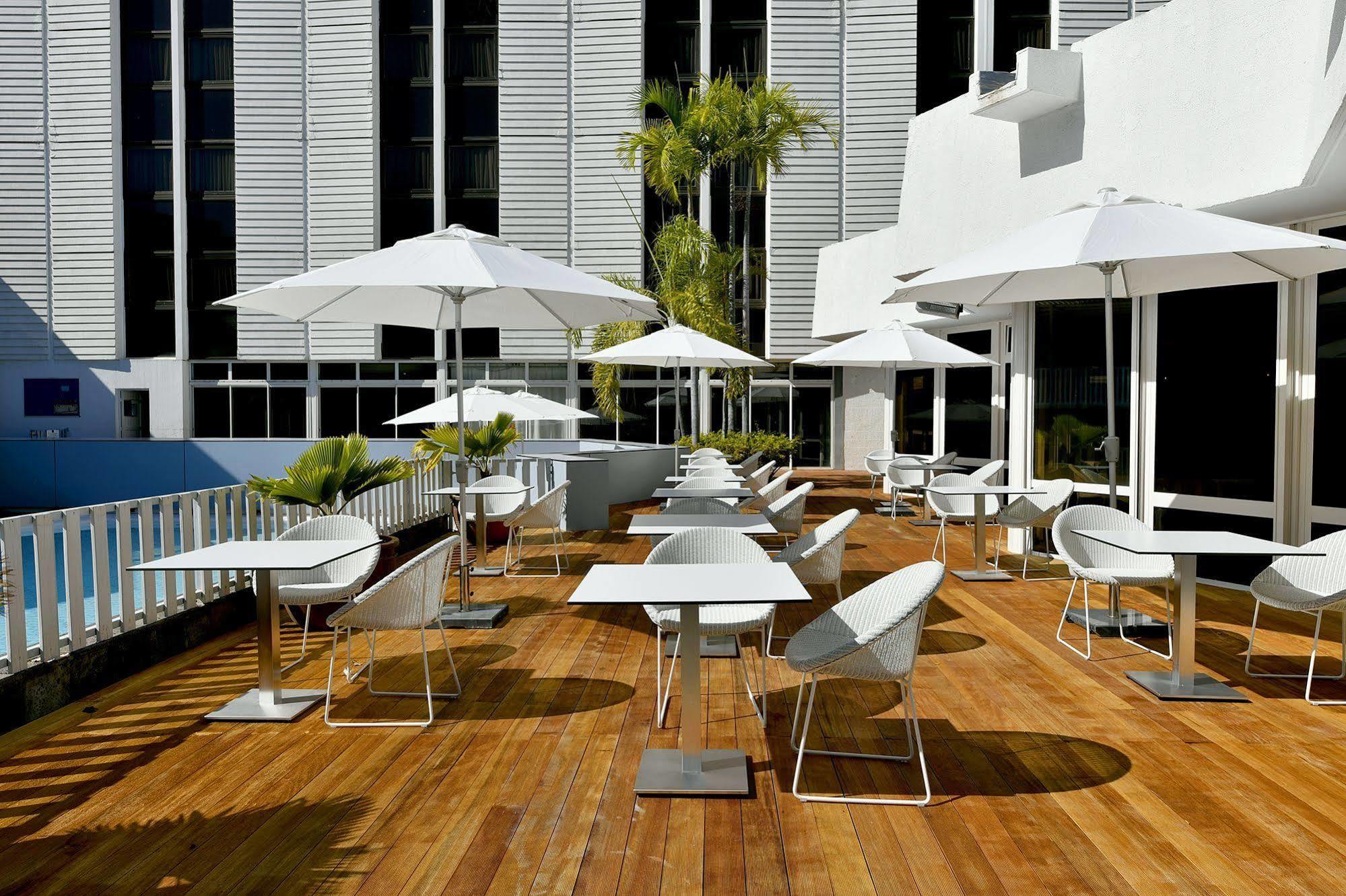Hotel Le Saint Denis Exterior foto